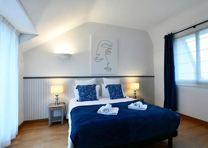 Villa La Dolce Villa, Grande Maison Piscine 12 Personnes *