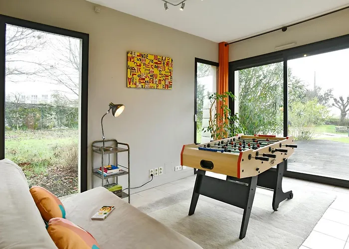 Villa La Dolce Villa, Grande Maison Piscine 12 Personnes Savenay